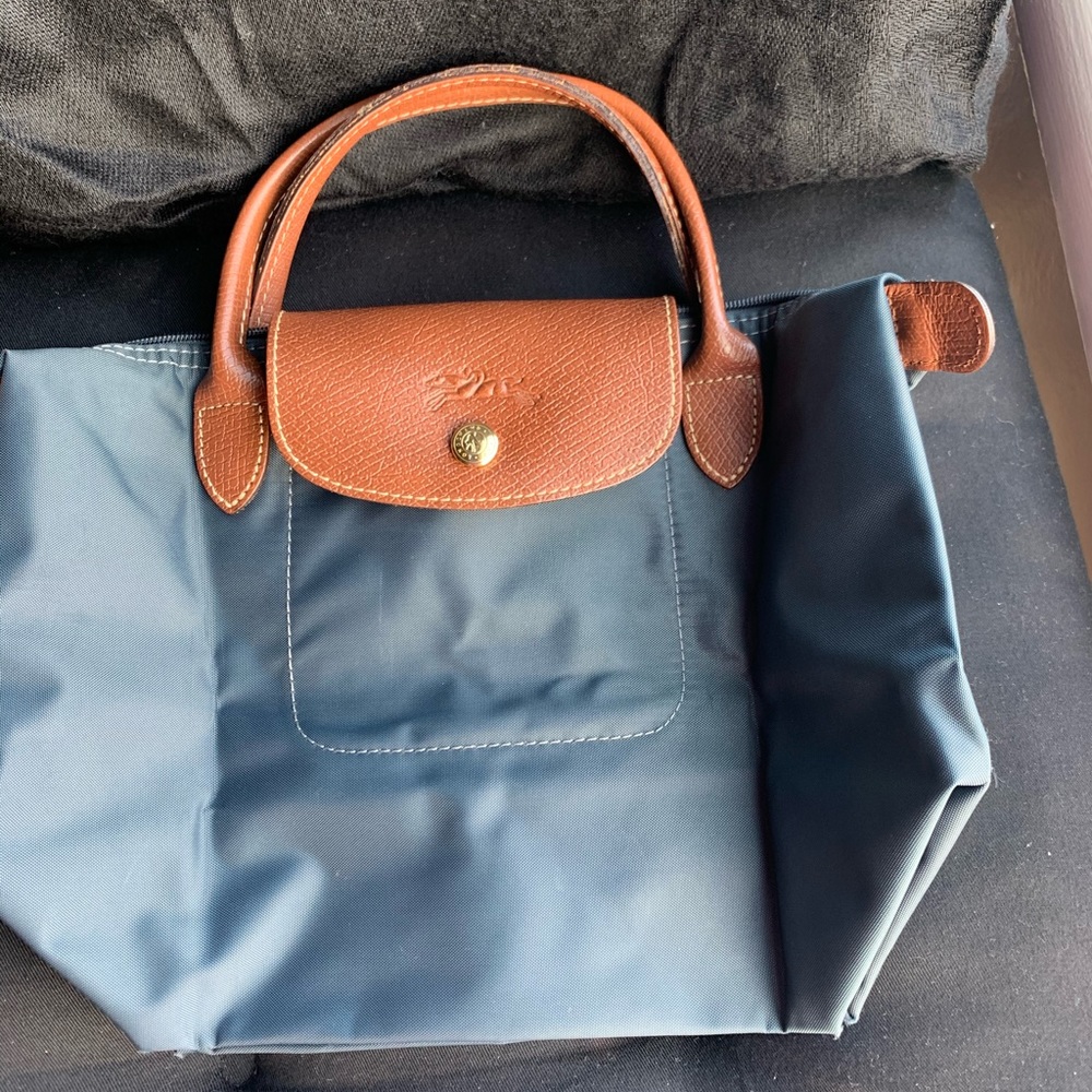 Longchamp purse - Picture 2 of 3